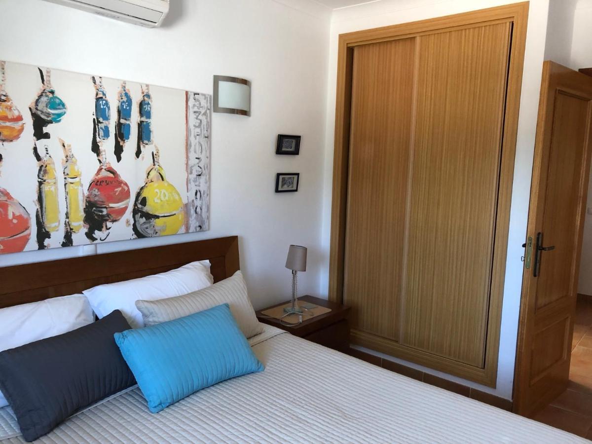Algarve, Carvoeiro Centre-Ville, Recent Appartement En Duplex Pour 5 Personnes Экстерьер фото